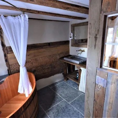 펜션 Romantische Zeitreise In Historischer Kaeserei Unlingen