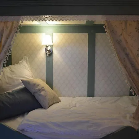 Romantische Zeitreise In Historischer Kaeserei Unlingen