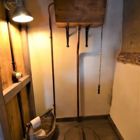 Romantische Zeitreise In Historischer Kaeserei Unlingen