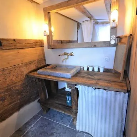 Romantische Zeitreise In Historischer Kaeserei 펜션